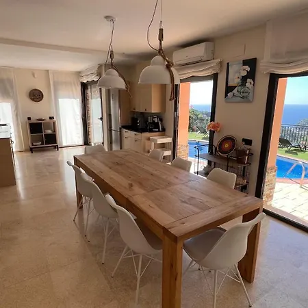 Vila Luxury Marina